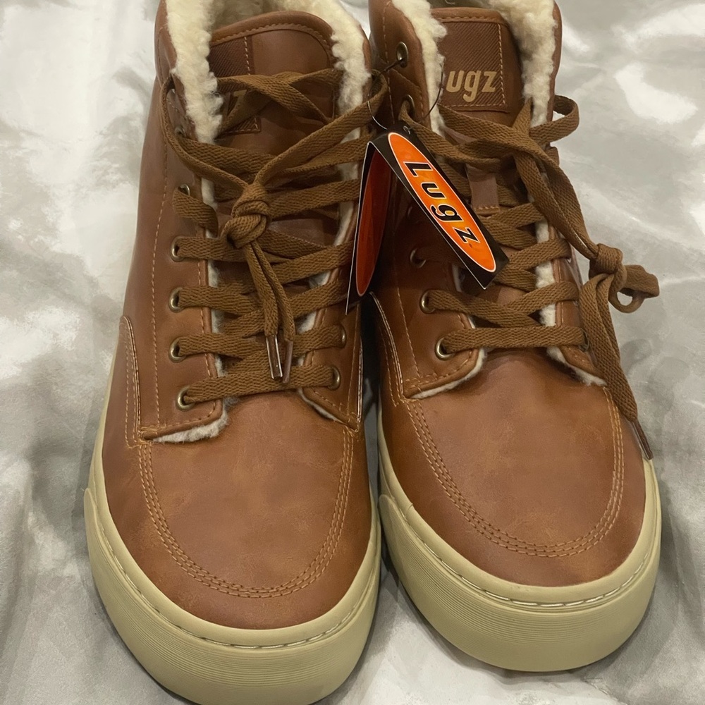 New Lugz Men size 7 Brown Lace Up with Faux Fur Lining Never worn new - Picture 8 of 8
